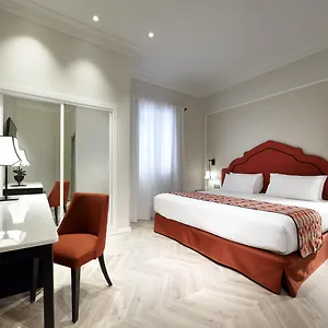 https://eurostars-regina.es-andalucia.com