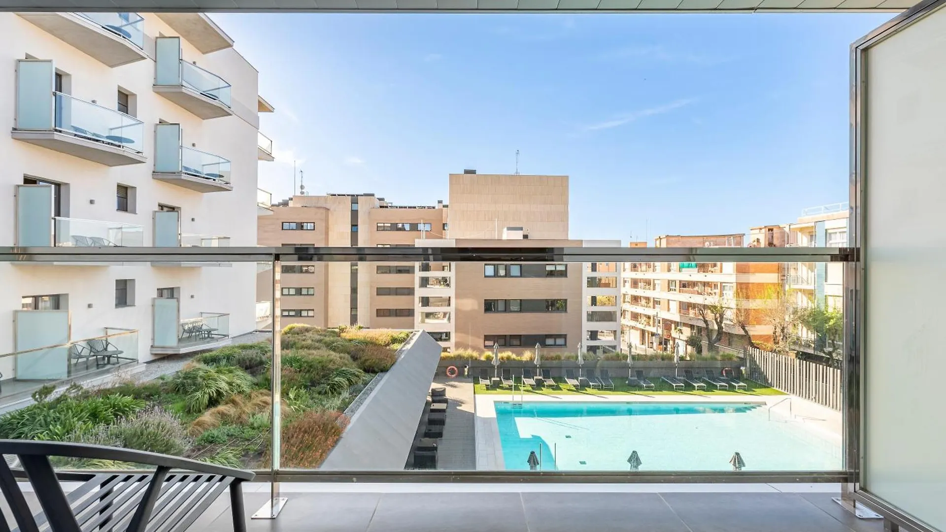 Hotel Astari Tarragona 4*,